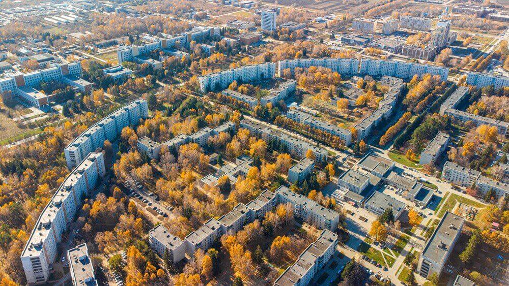 Вид сверху на город Краснообск