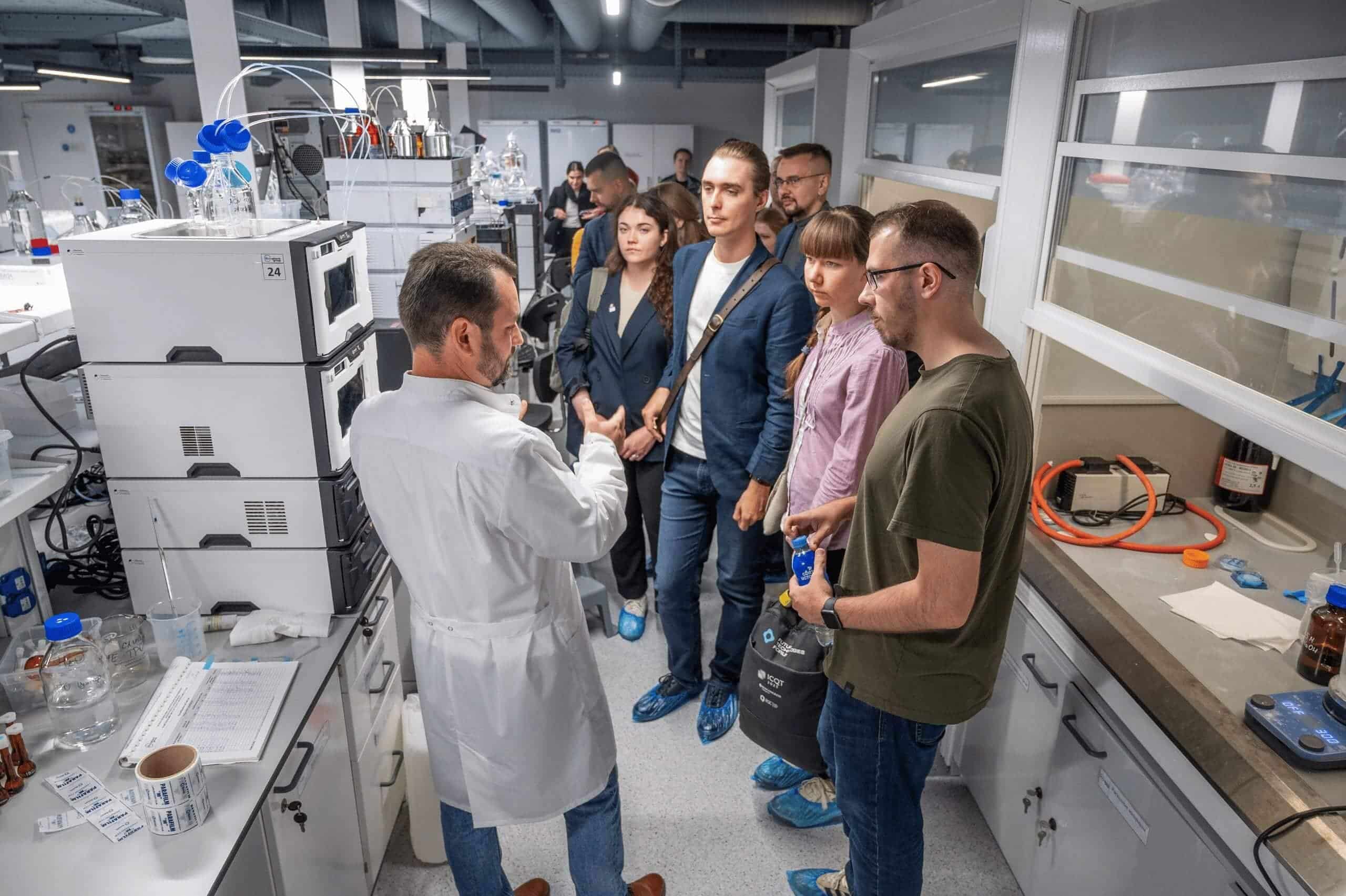 Молодые ученые на экскурсии 2