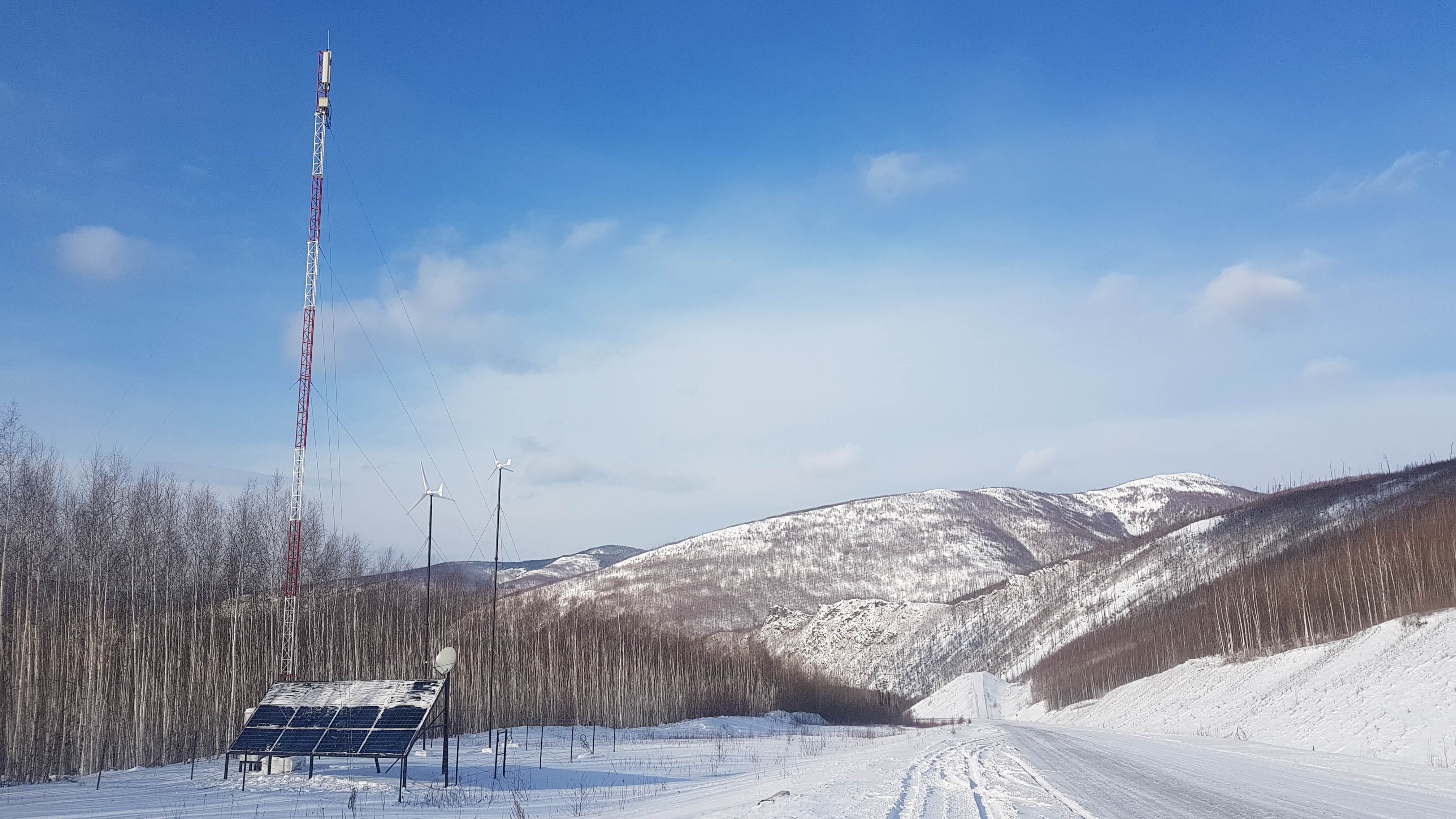 Половина трассы. Базовая станция Хабаровский край. Лидога Ванино сотовая связь трасса. Лидога Ванино вышка связи. Лидога Хабаровский край дома.